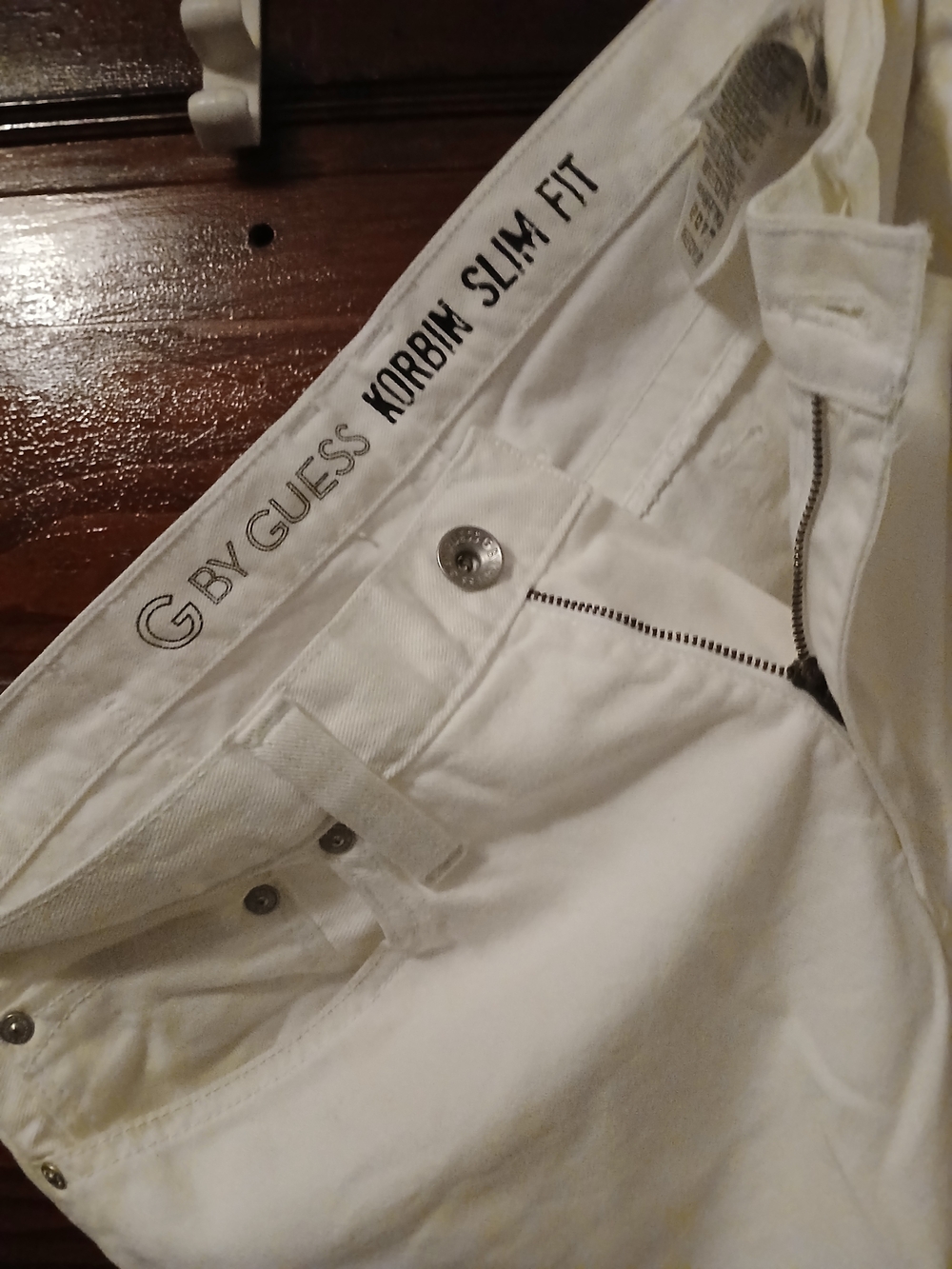 G by GUESS Korbin Slim Fit White Jeans